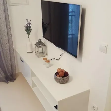 Apartman Marija Apartment *